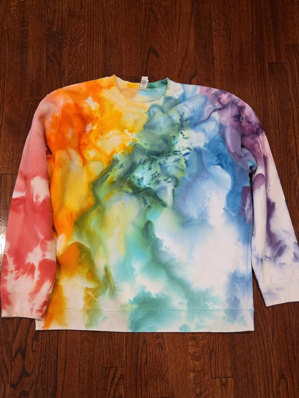 Tie-Dye Long Sleeve Top in Multicolor Sweatshirt